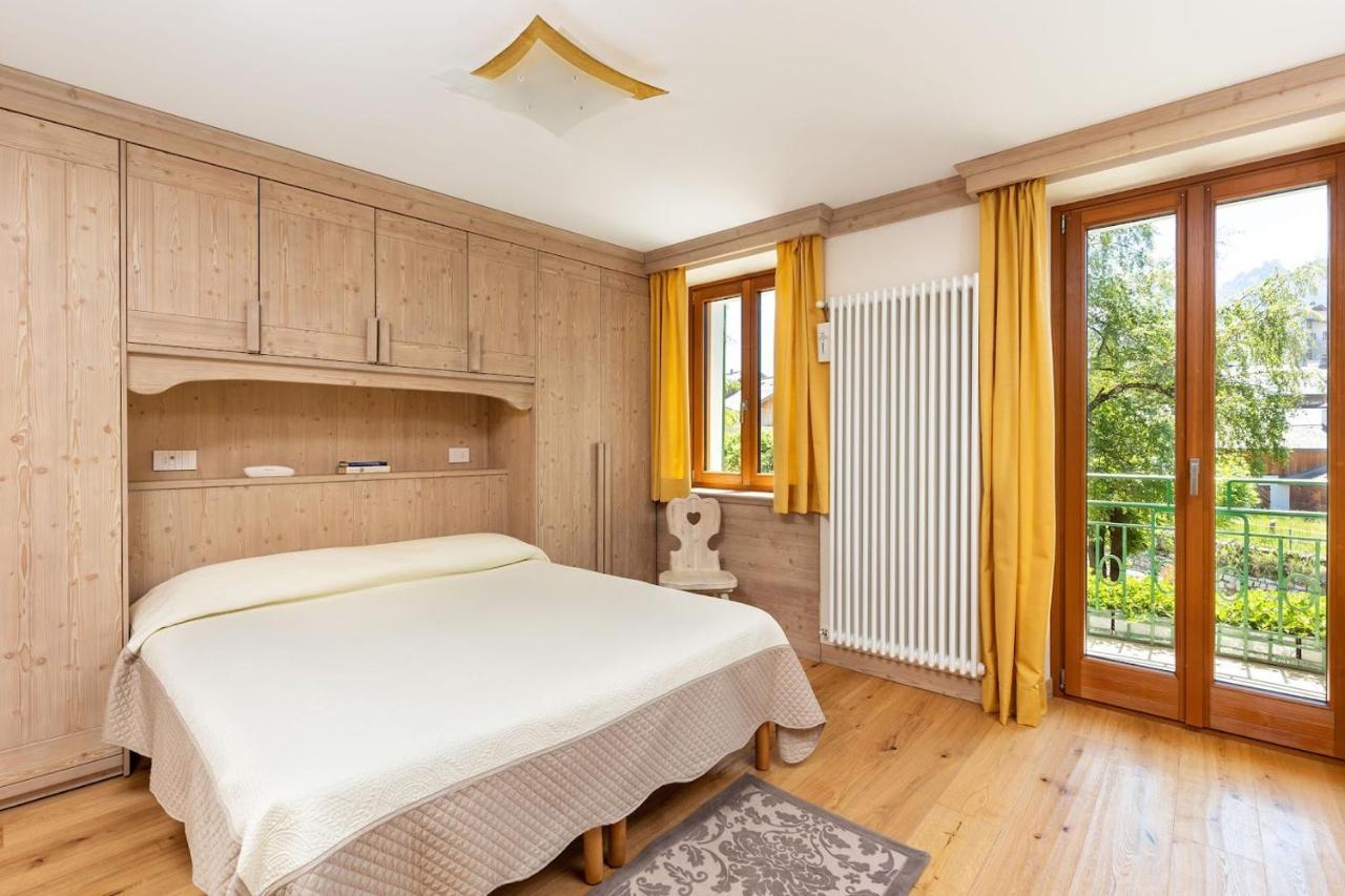 Hotel Pontechiesa กอร์ตินาดัมเปซโซ ภายนอก รูปภาพ